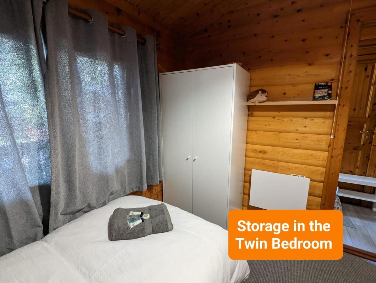 Pineshadow Lodge-Dog Friendly Kenwick Park Louth 劳斯 外观 照片