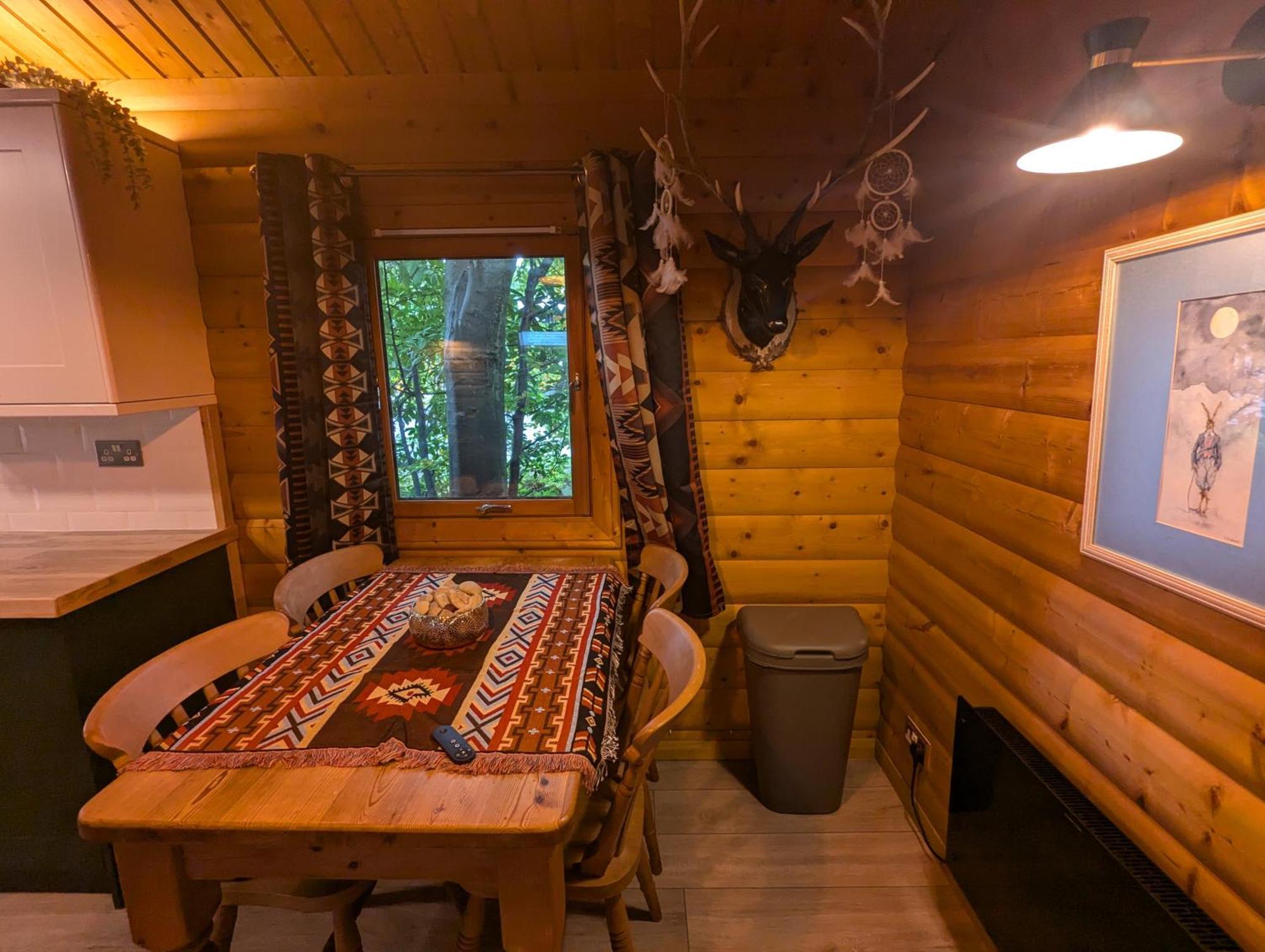 Pineshadow Lodge-Dog Friendly Kenwick Park Louth 劳斯 外观 照片